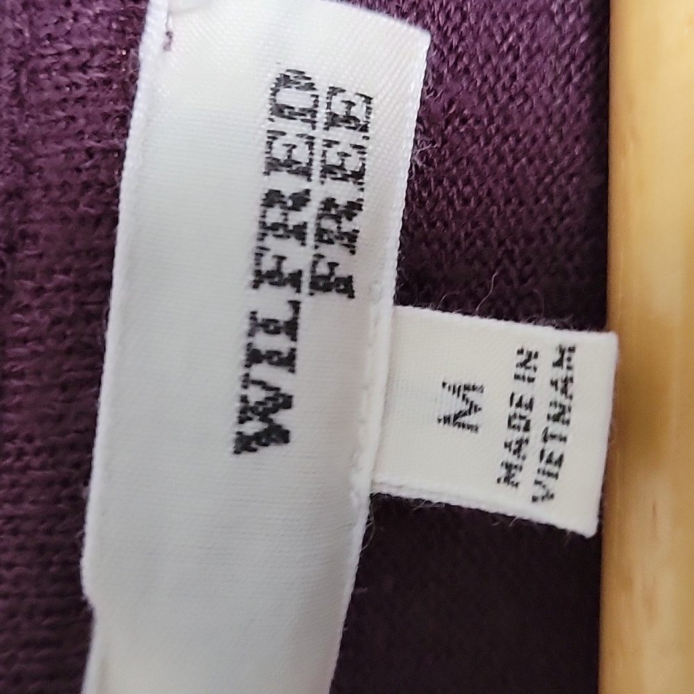 Aritzia Wilfred Free Dark Plum Thin and Long Asymetrical V Neck Sweater - Picture 2 of 5